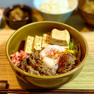 市販の牛皿で❗️牛丼屋さんの肉豆腐【和食・主菜】